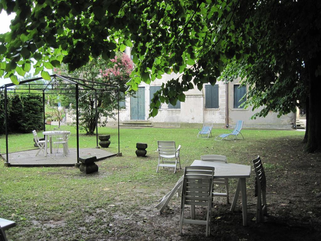 מירה Villa Pastori מראה חיצוני תמונה