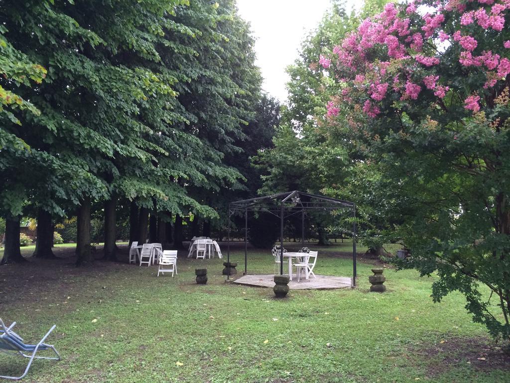 מירה Villa Pastori מראה חיצוני תמונה